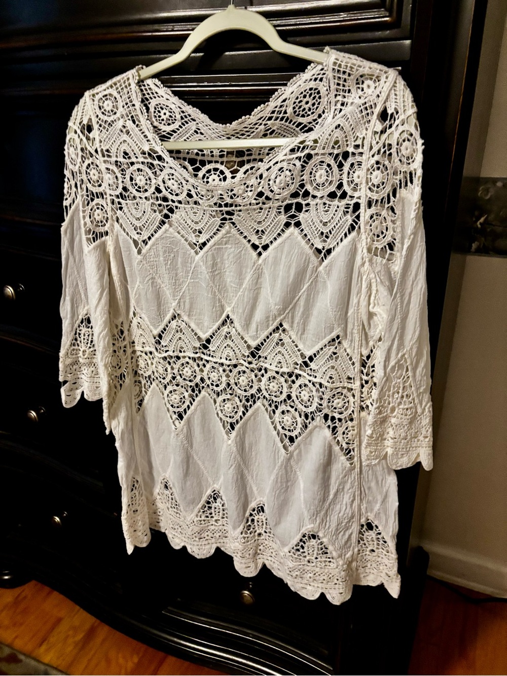Women's White Crochet Lace Tunic Top